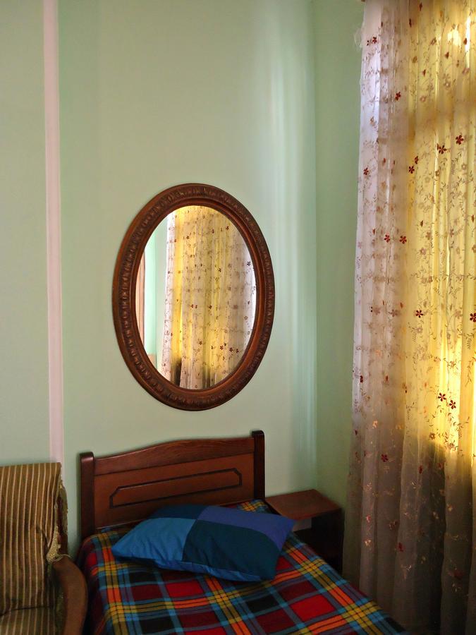 Bed and Breakfast Albatros Tbilisi Esterno foto
