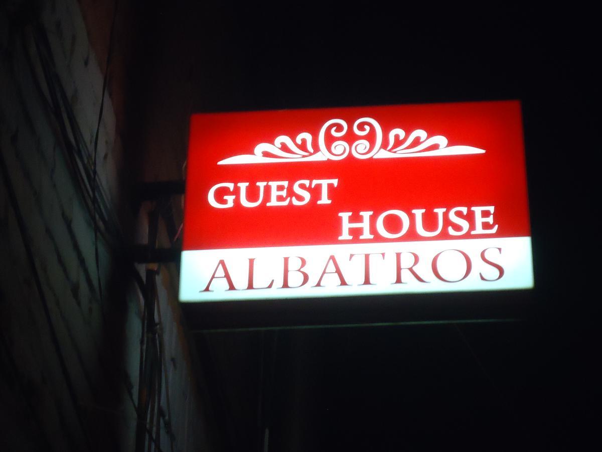 Bed and Breakfast Albatros Tbilisi Esterno foto